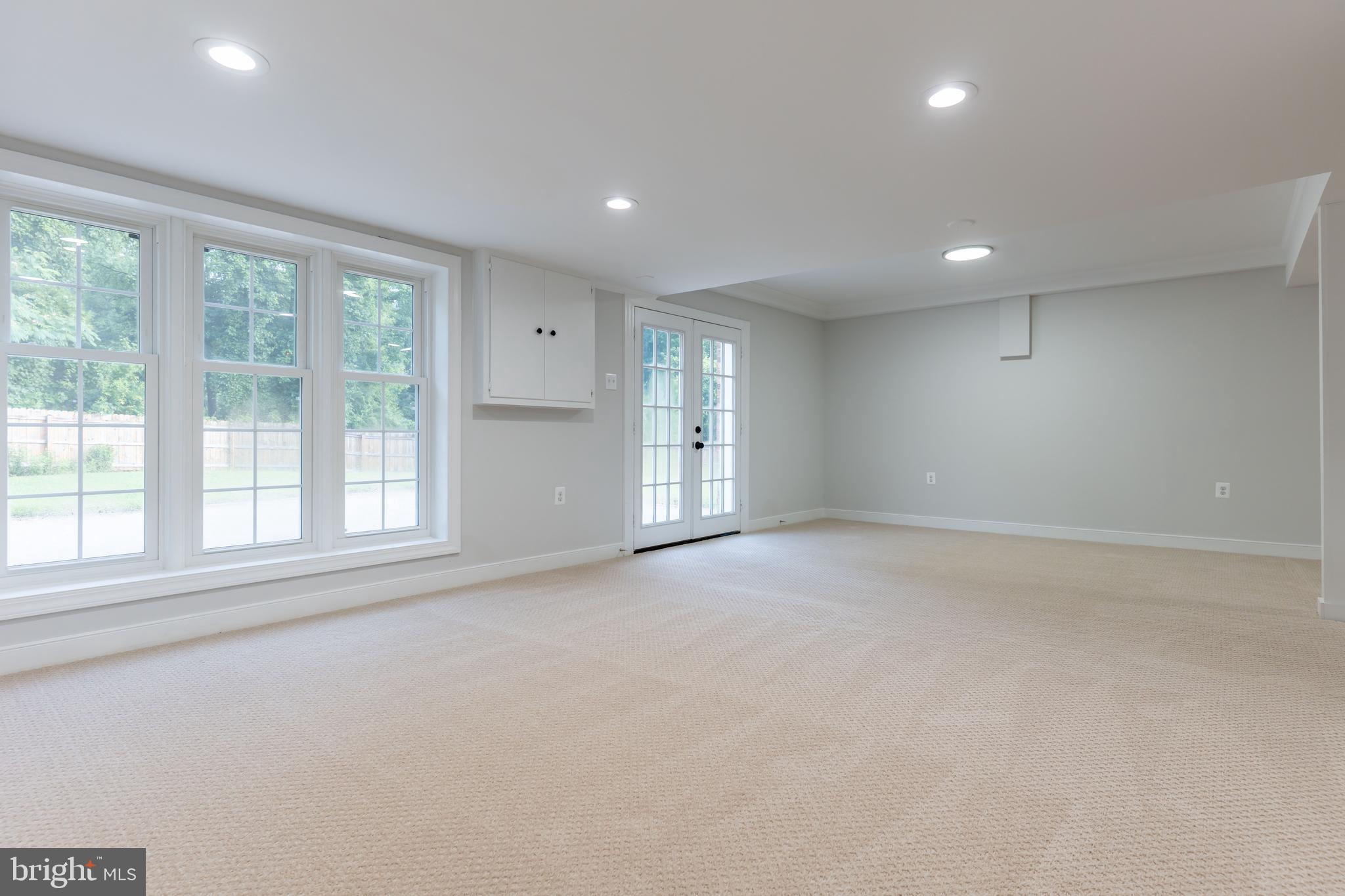 142 Woodland Road Fredericksburg, VA 22401 - Photo 43 of 49 an empty room with windows