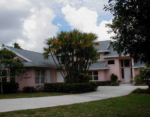 3136 Se Street Stuart, FL 34997 - Photo 1 of 11 Primary Photo