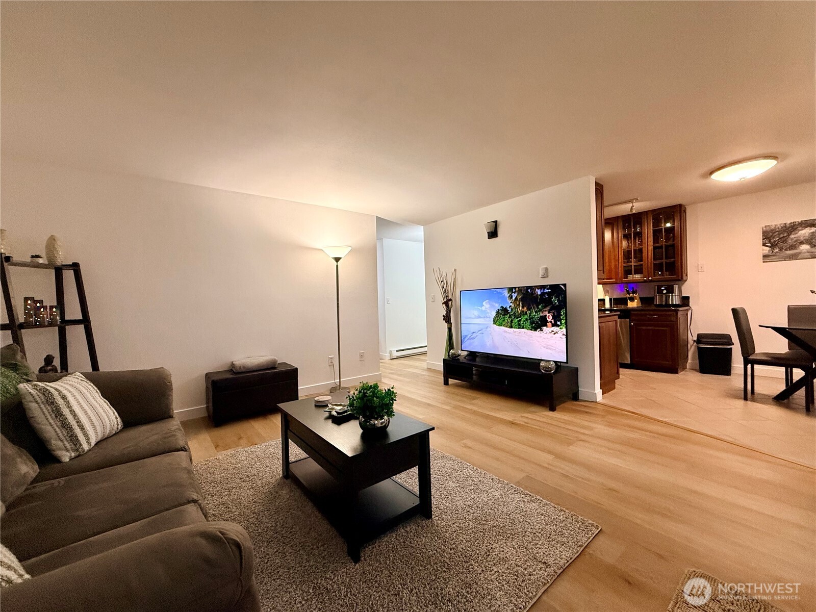 7901 196th Street Southwest, Unit 12 Edmonds, WA 98026 - Photo 8 of 35