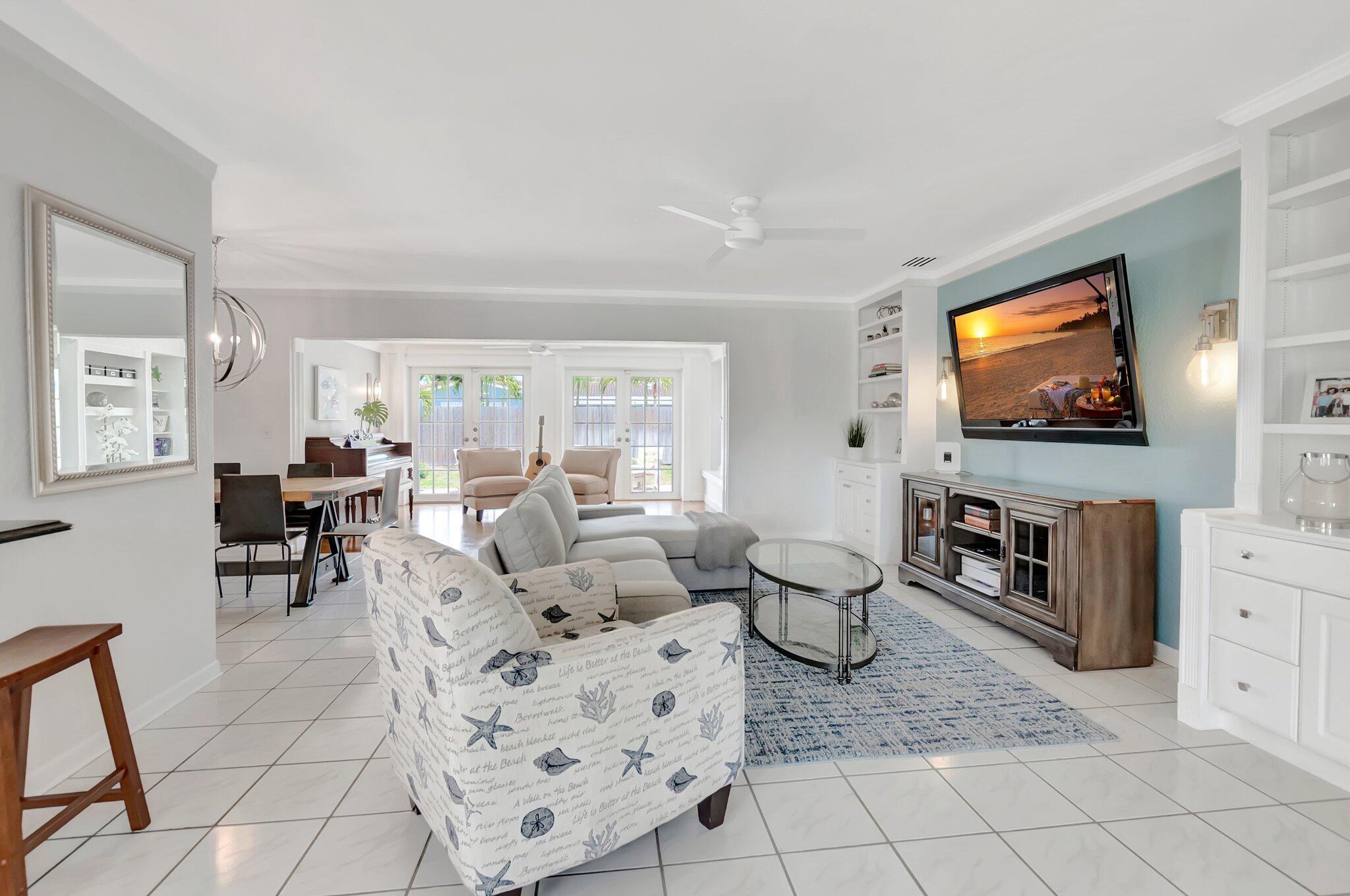 1065 Southwest 13th Street Boca Raton, FL 33486 - Photo 3 of 30 1065 SW 13TH ST.