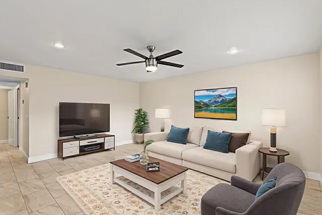 $1,950 | 117 Waterford D, Delray Beach, FL 33446