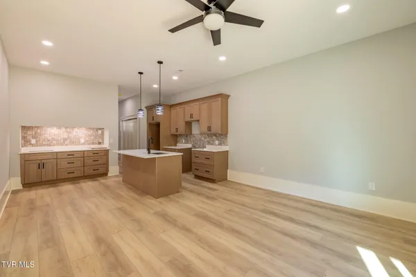 $687,500 | 1036 Cummings Street, Unit 1, Abingdon, VA 24211