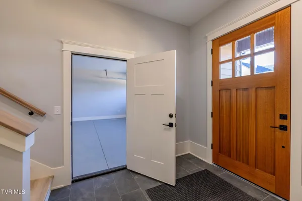 $687,500 | 1036 Cummings Street, Unit 1, Abingdon, VA 24211