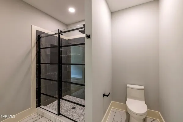 $687,500 | 1036 Cummings Street, Unit 1, Abingdon, VA 24211