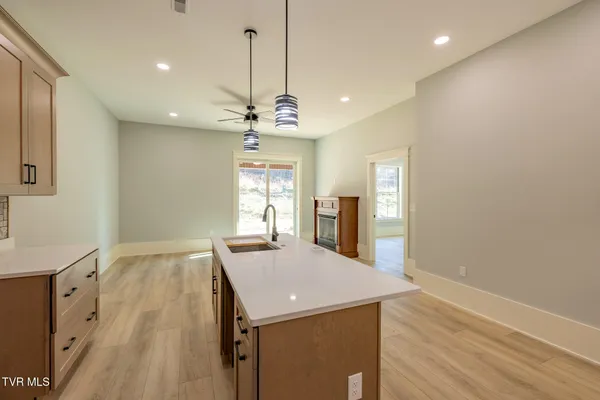 $687,500 | 1036 Cummings Street, Unit 1, Abingdon, VA 24211