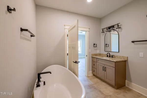 $687,500 | 1036 Cummings Street, Unit 1, Abingdon, VA 24211