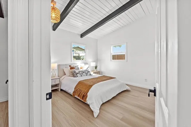 $749,999 | 5033 La Paz Drive, San Diego, CA 92113