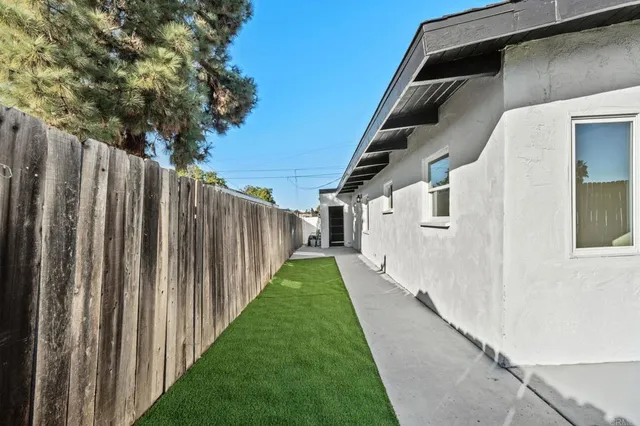 $749,999 | 5033 La Paz Drive, San Diego, CA 92113