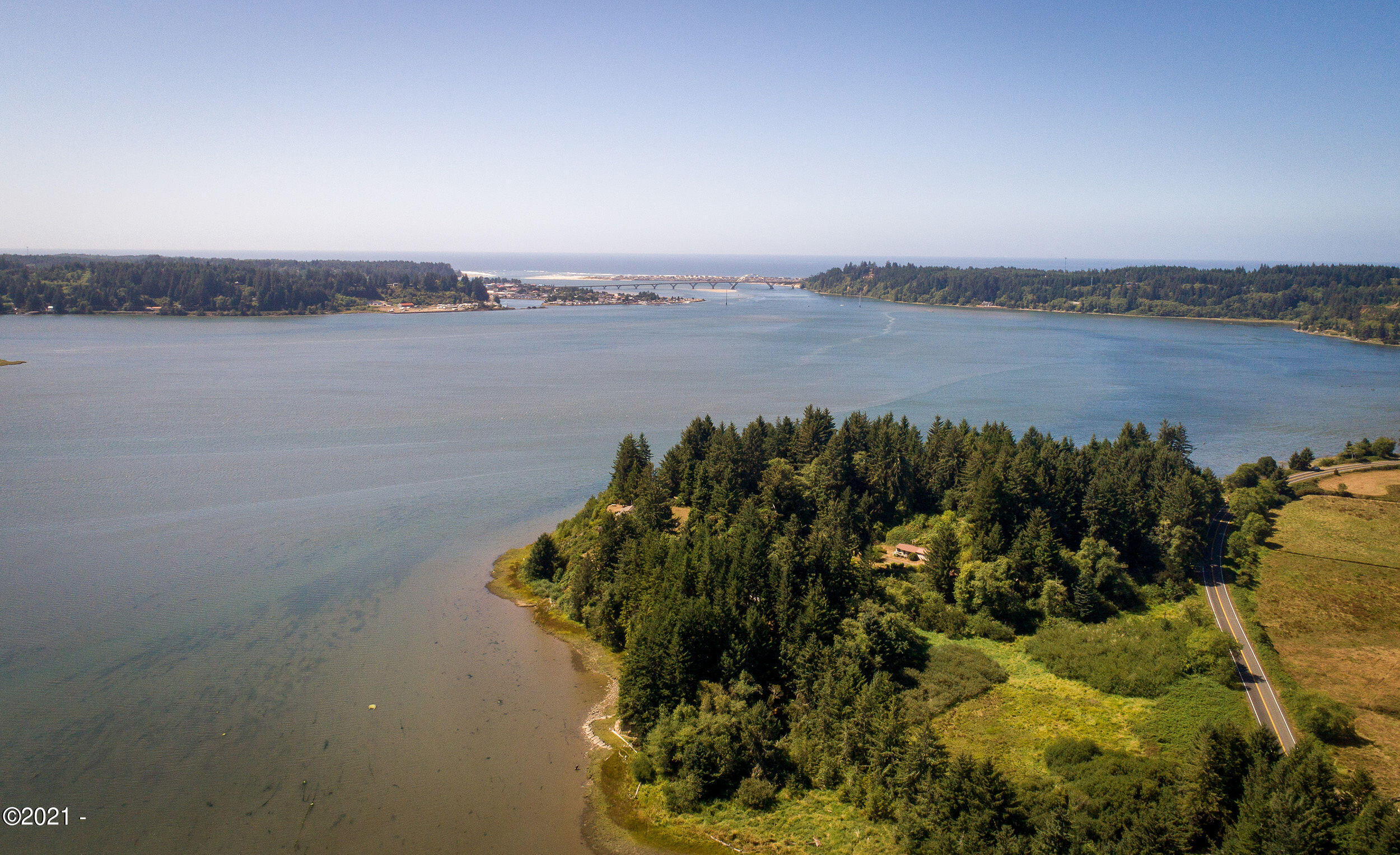 3204 North Bayview Road Waldport, OR 97394 - Photo 30 of 69 Aerial view