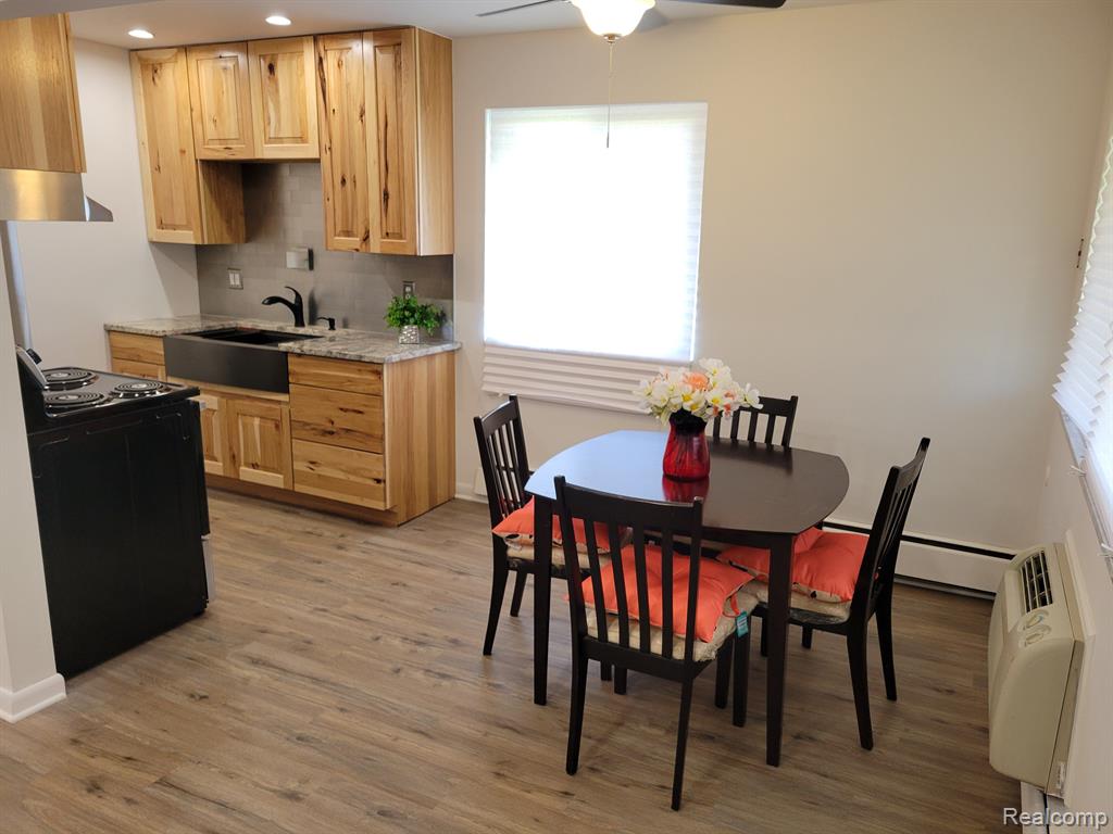 23016 Kelly Road, Unit 10 Eastpointe, MI 48021 - Photo 11 of 17