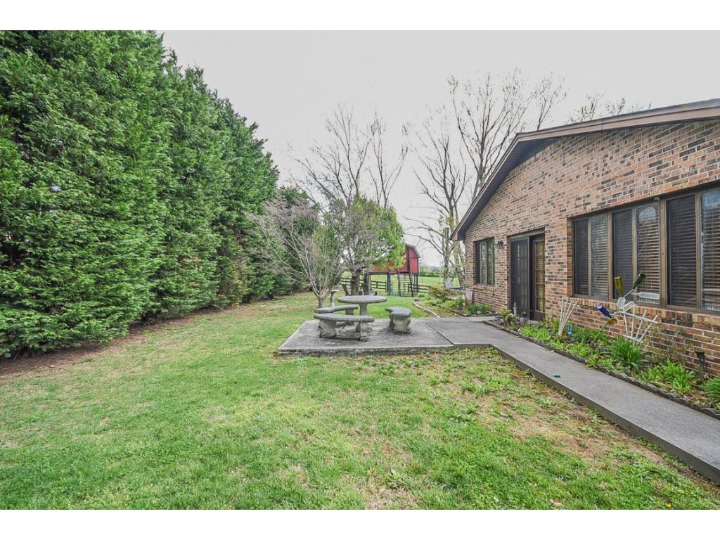 119 Townsend Road Fall Branch, TN 37656 - Photo 21 of 32 Photo 21