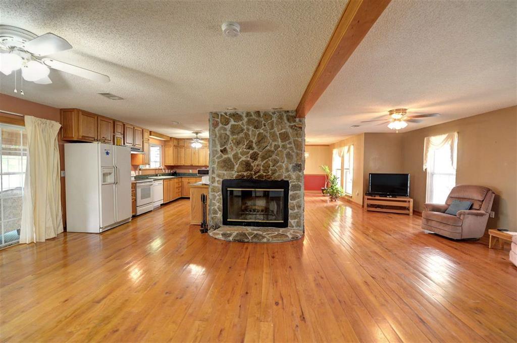 1027 Overlook Trail Spring City, TN 37381 - Photo 4 of 27 4