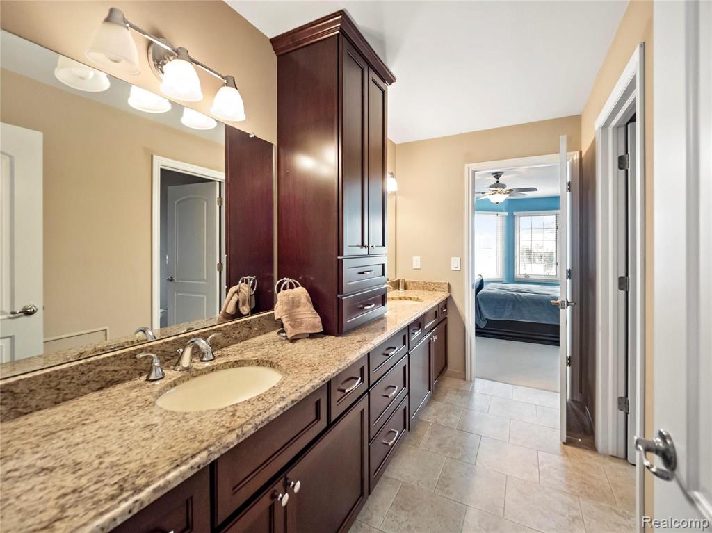 766 Passive Drive Rochester Hills, MI 48306 - Photo 36 of 46