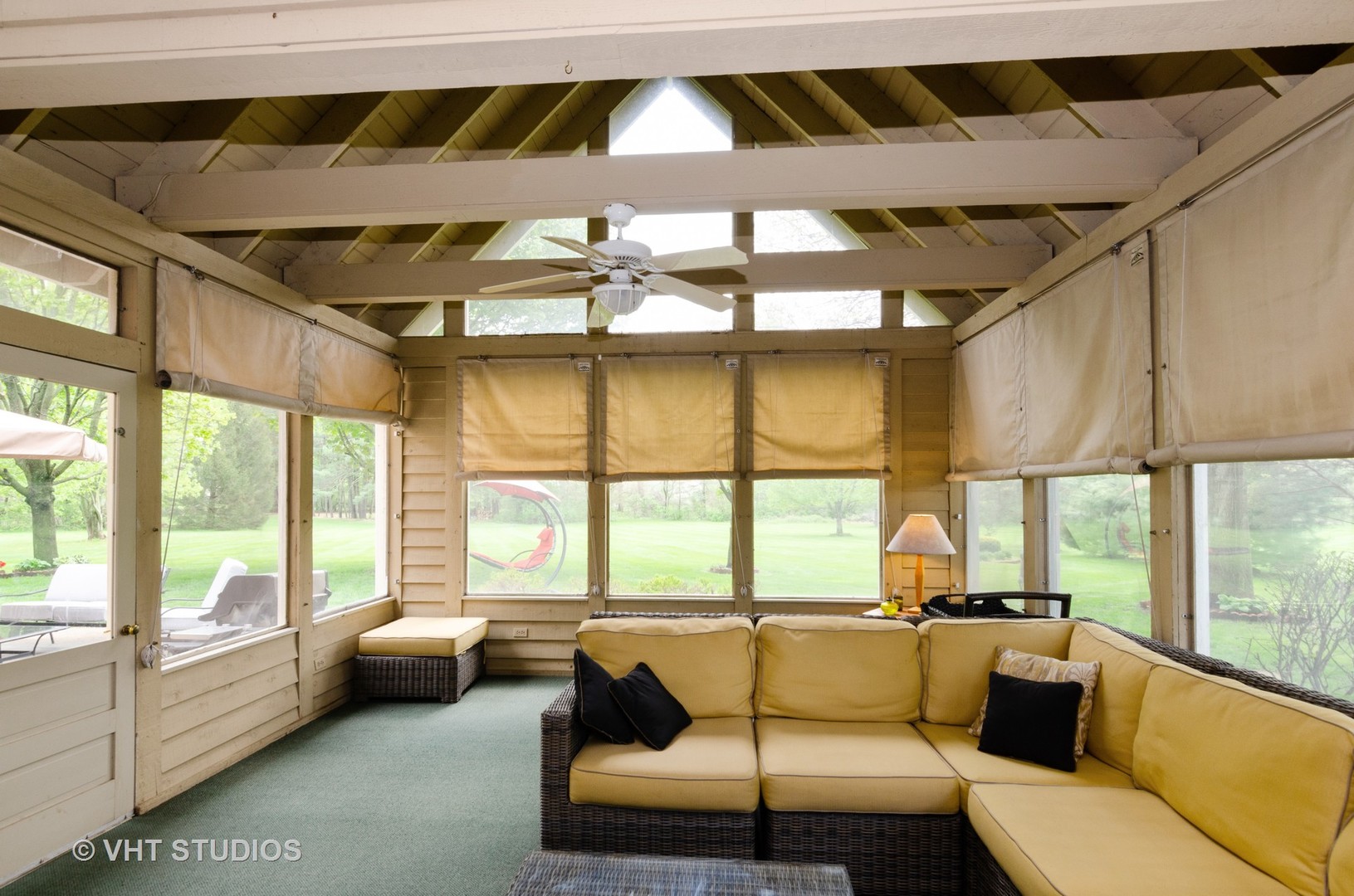 18N306 Sawyer Road Dundee, IL 60102 - Photo 7 of 19 Gallery Image 7