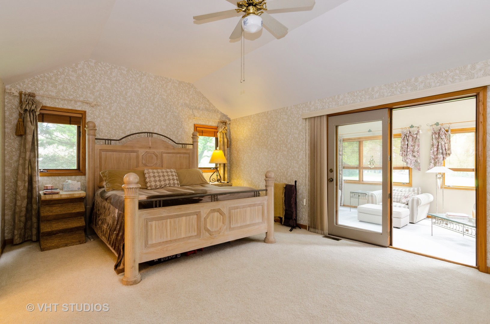 18N306 Sawyer Road Dundee, IL 60102 - Photo 8 of 19 Gallery Image 8