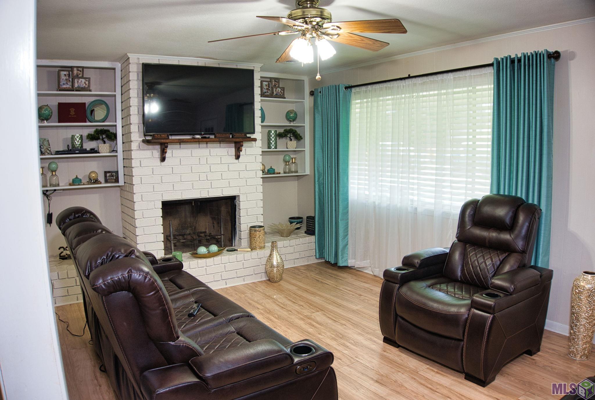 4076 Bennett Street Zachary, LA 70791 - Photo 2 of 13