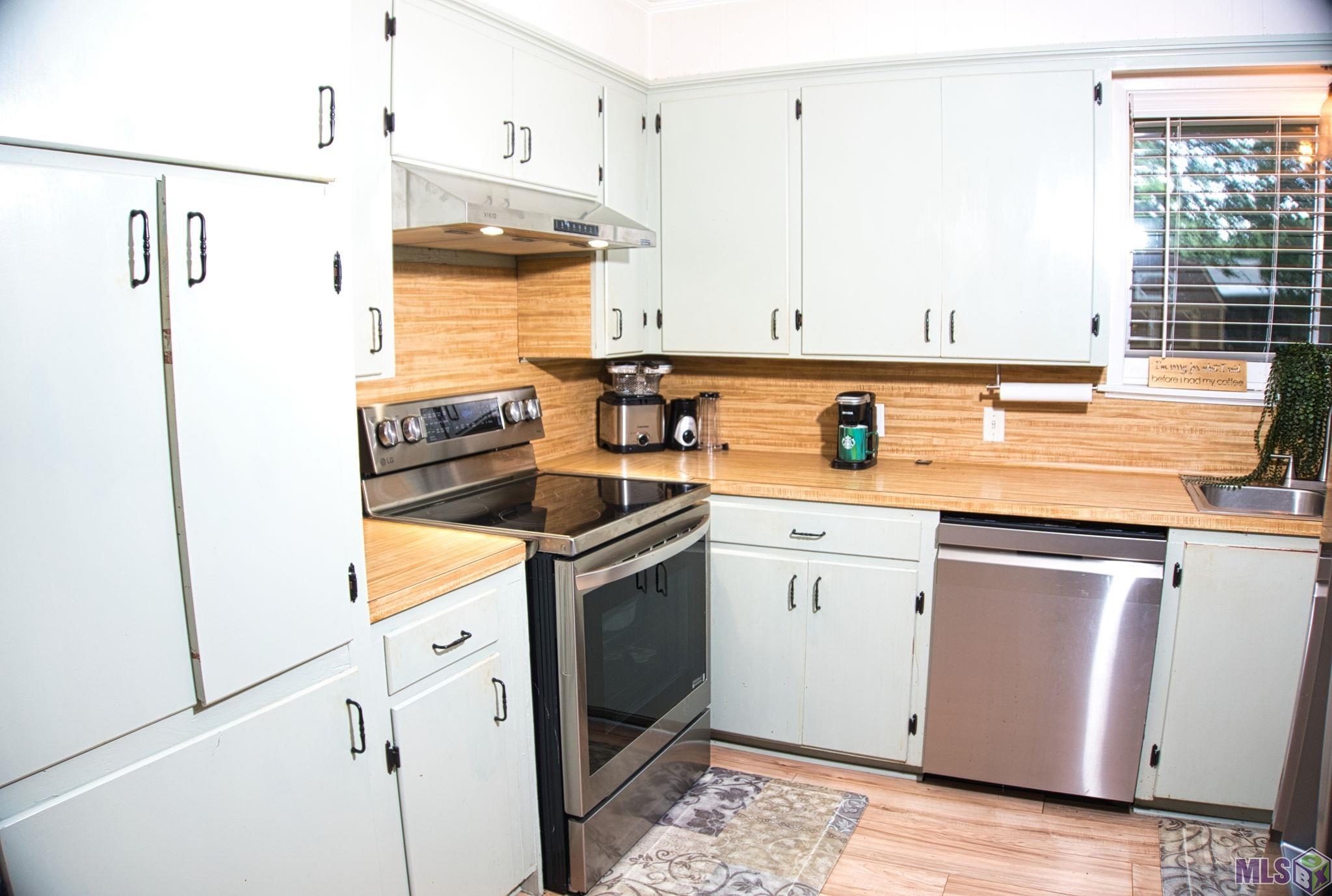 4076 Bennett Street Zachary, LA 70791 - Photo 3 of 13