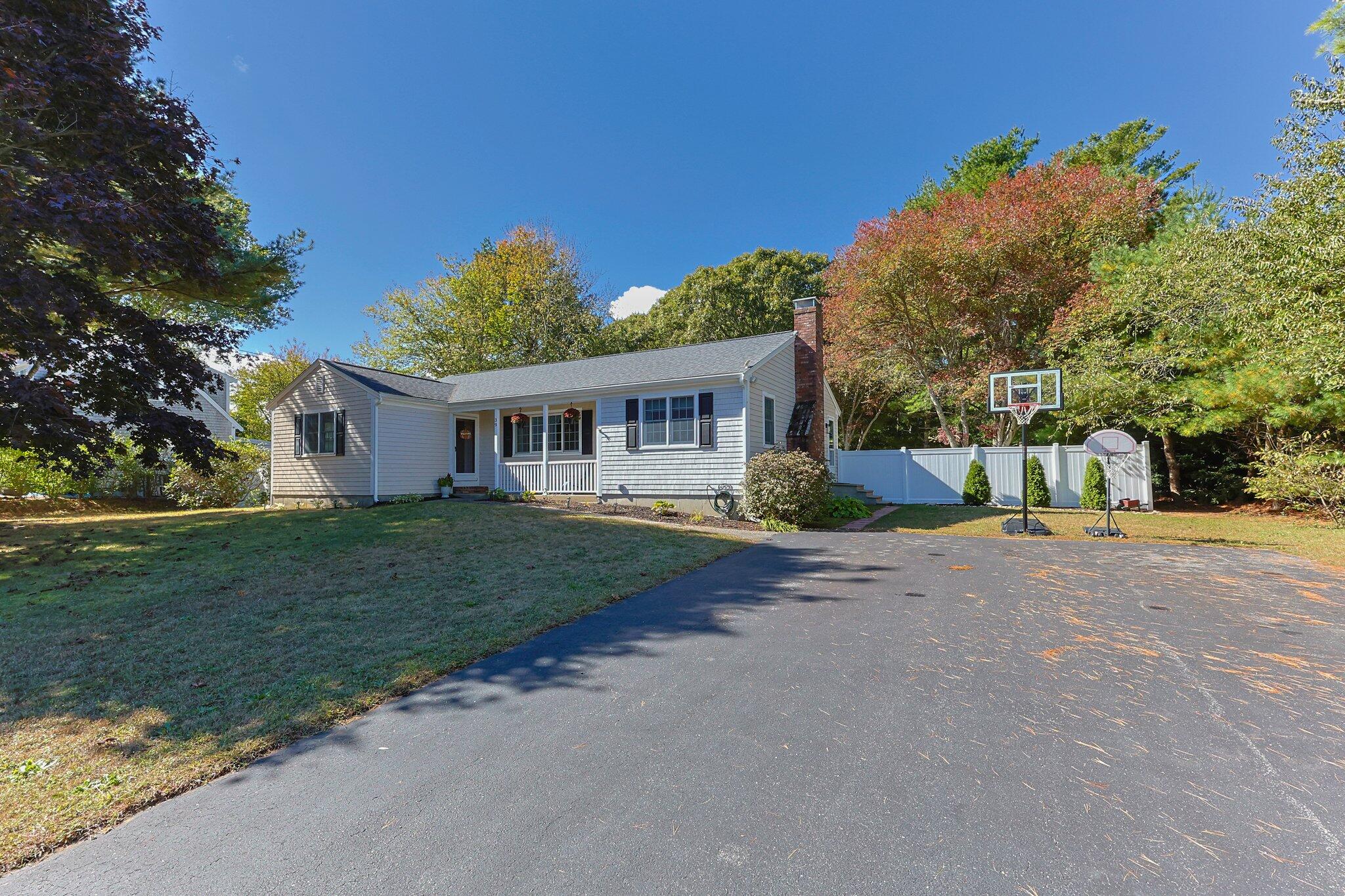 39 Maddaket Lane Centerville, MA 02632 - Photo 4 of 36 a view of a house with a yard