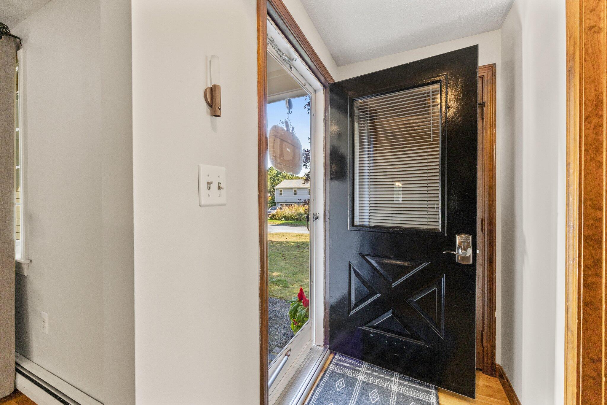 39 Maddaket Lane Centerville, MA 02632 - Photo 7 of 36 a picture of a bathroom