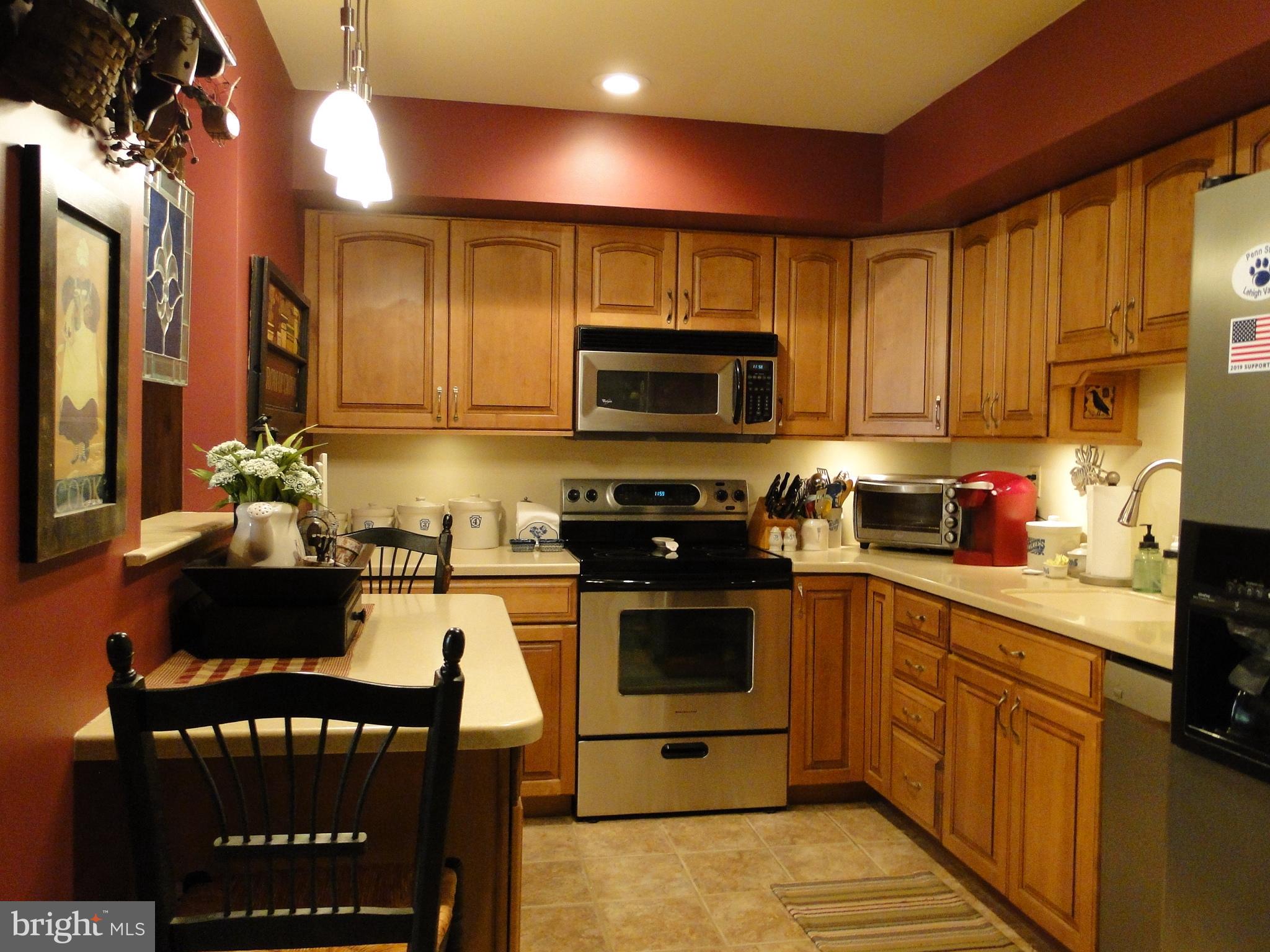 101 Stonegate Road Quakertown, PA 18951 - Photo 6 of 22 Gallery Image 6