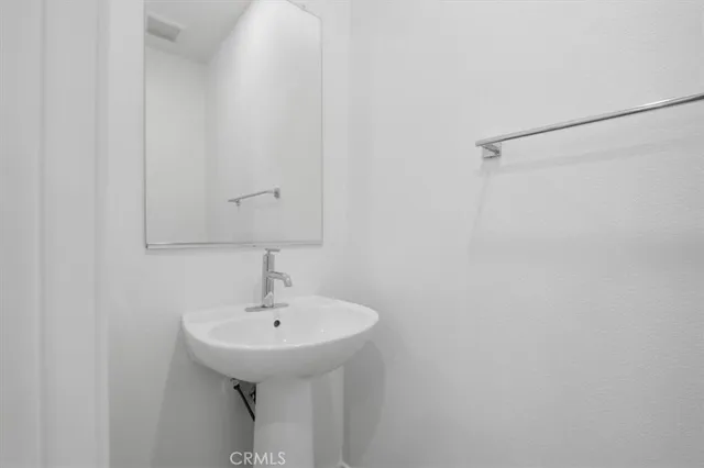 $827,000 | 2378 Channel Drive, Unit 103, Ventura, CA 93003