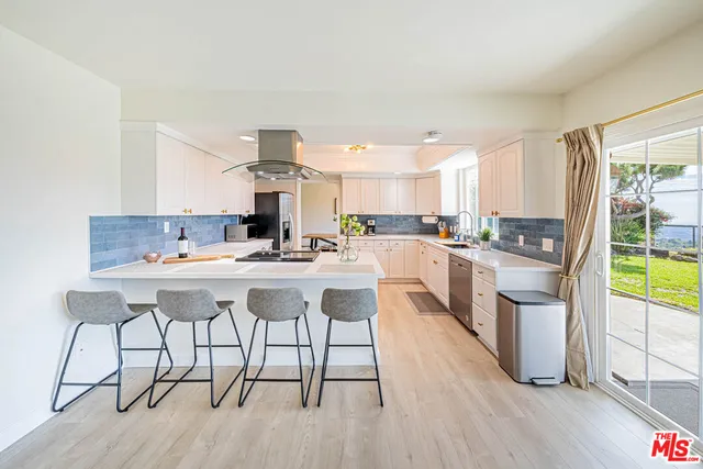 $1,890,000 | 2620 Sea Pine Lane, La Crescenta, CA 91214