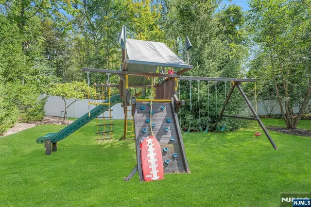 $3,700,000 | 63 Rolling Ridge Road, Upper Saddle River, NJ 07458