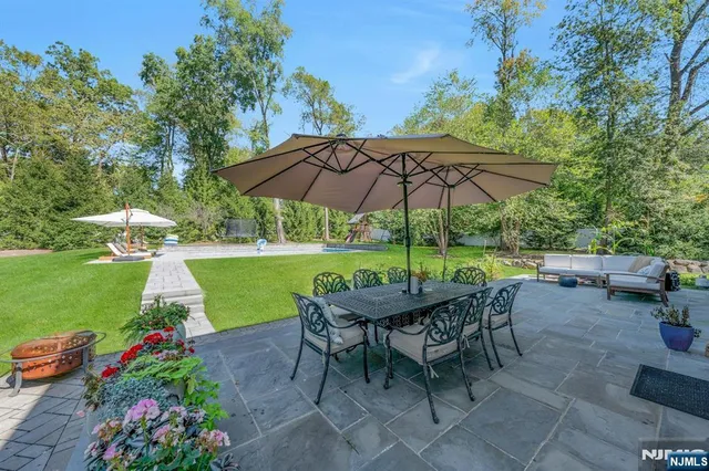 $3,700,000 | 63 Rolling Ridge Road, Upper Saddle River, NJ 07458