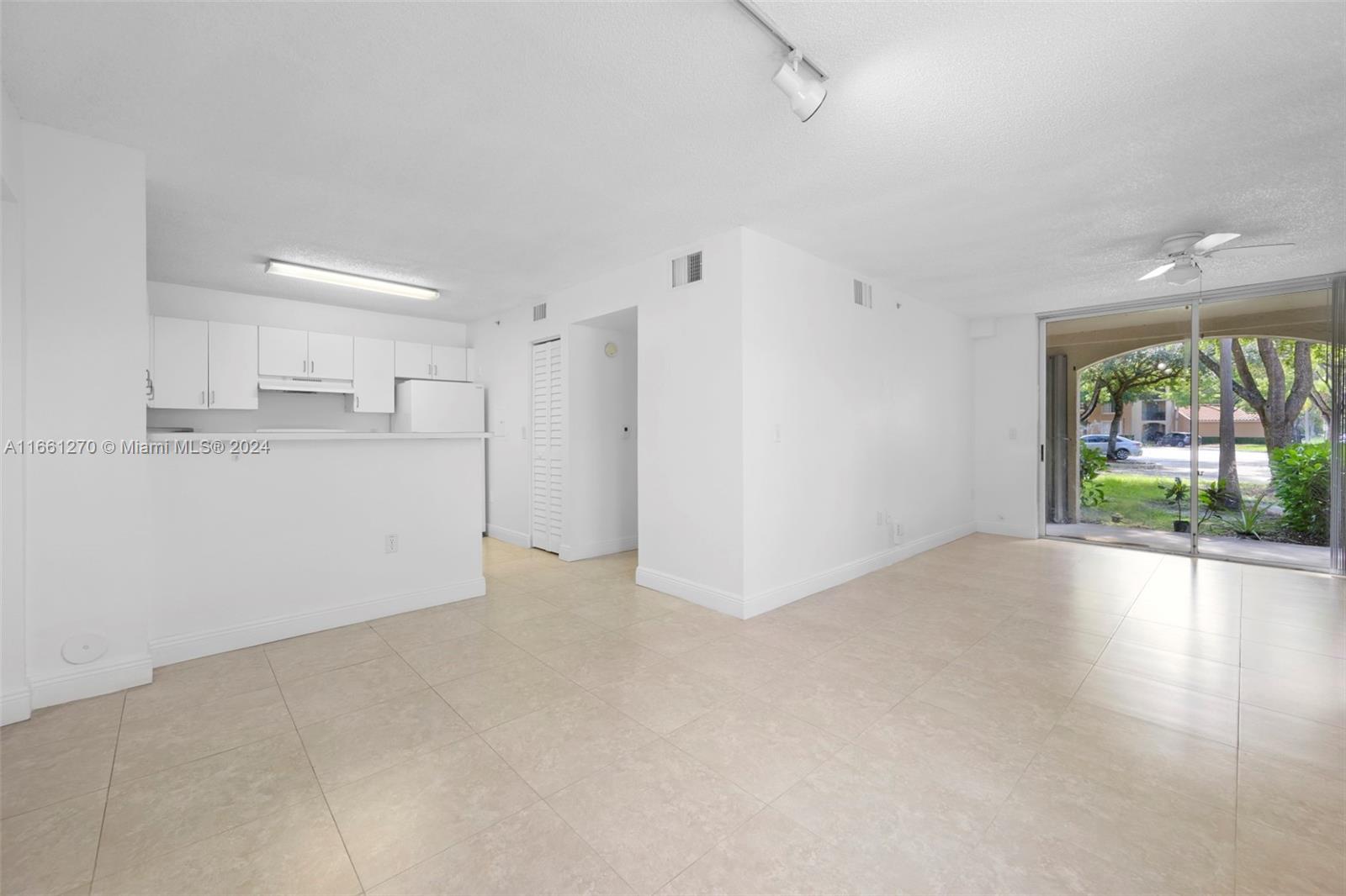 2123 Renaissance Boulevard, Unit 107 Miramar, FL 33025 - Photo 3 of 25