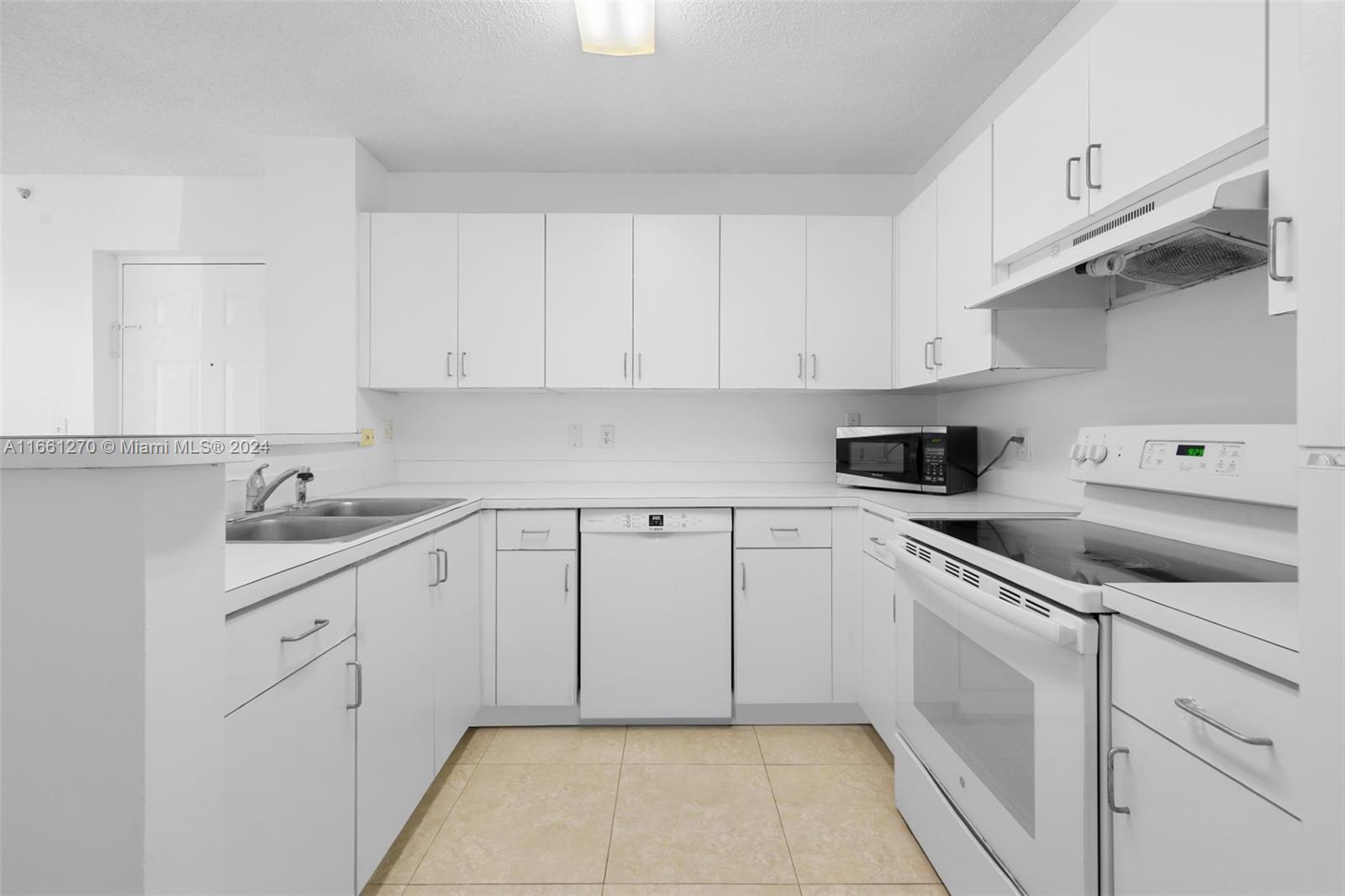 2123 Renaissance Boulevard, Unit 107 Miramar, FL 33025 - Photo 8 of 25