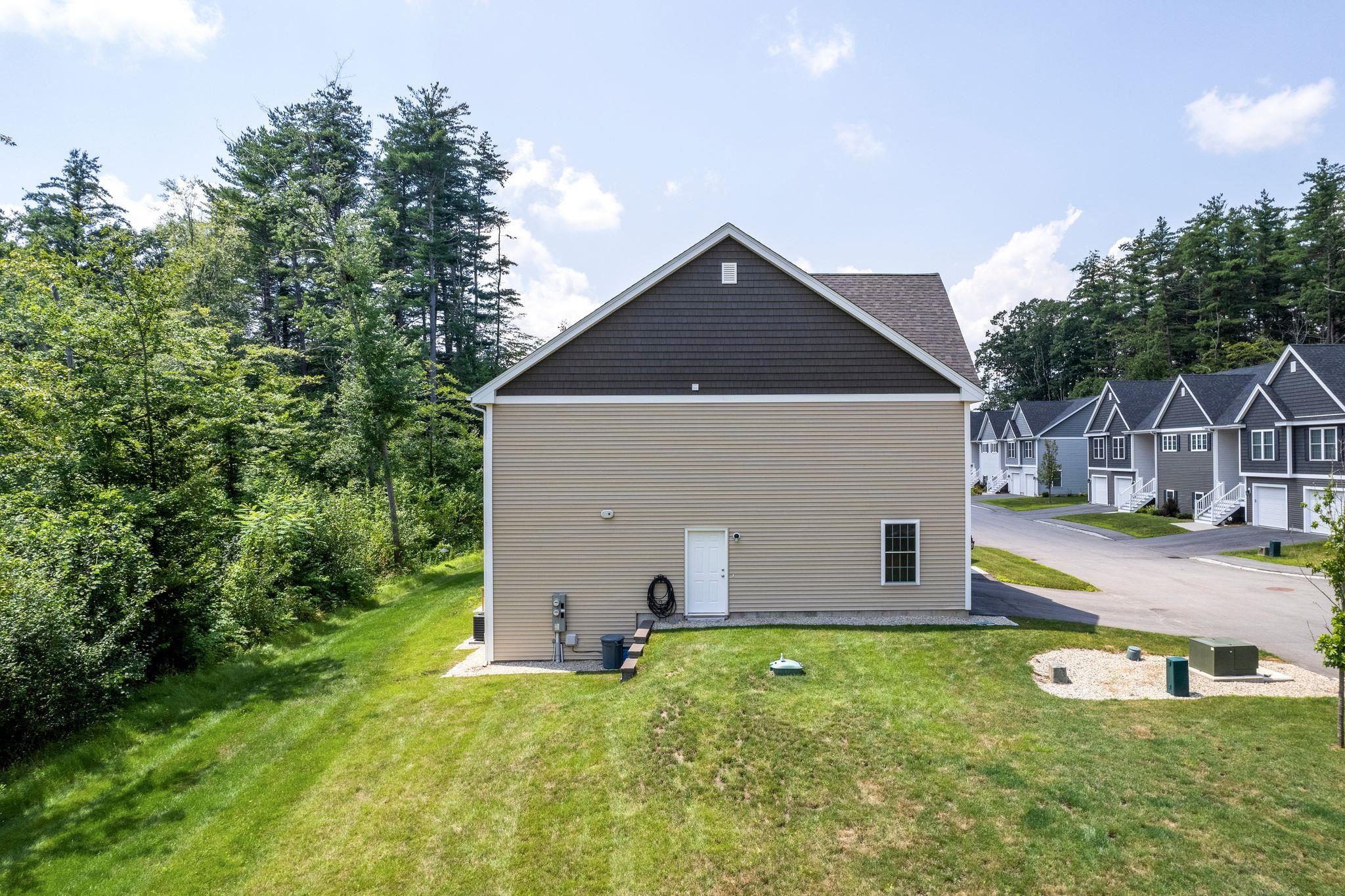 29 Cypress Circle Exeter, NH 03833 - Photo 32 of 40