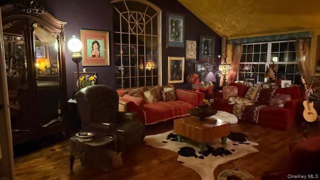 315 Thompsonville Road Monticello, NY 12701 - Photo 15 of 31 a living room filled with furniture