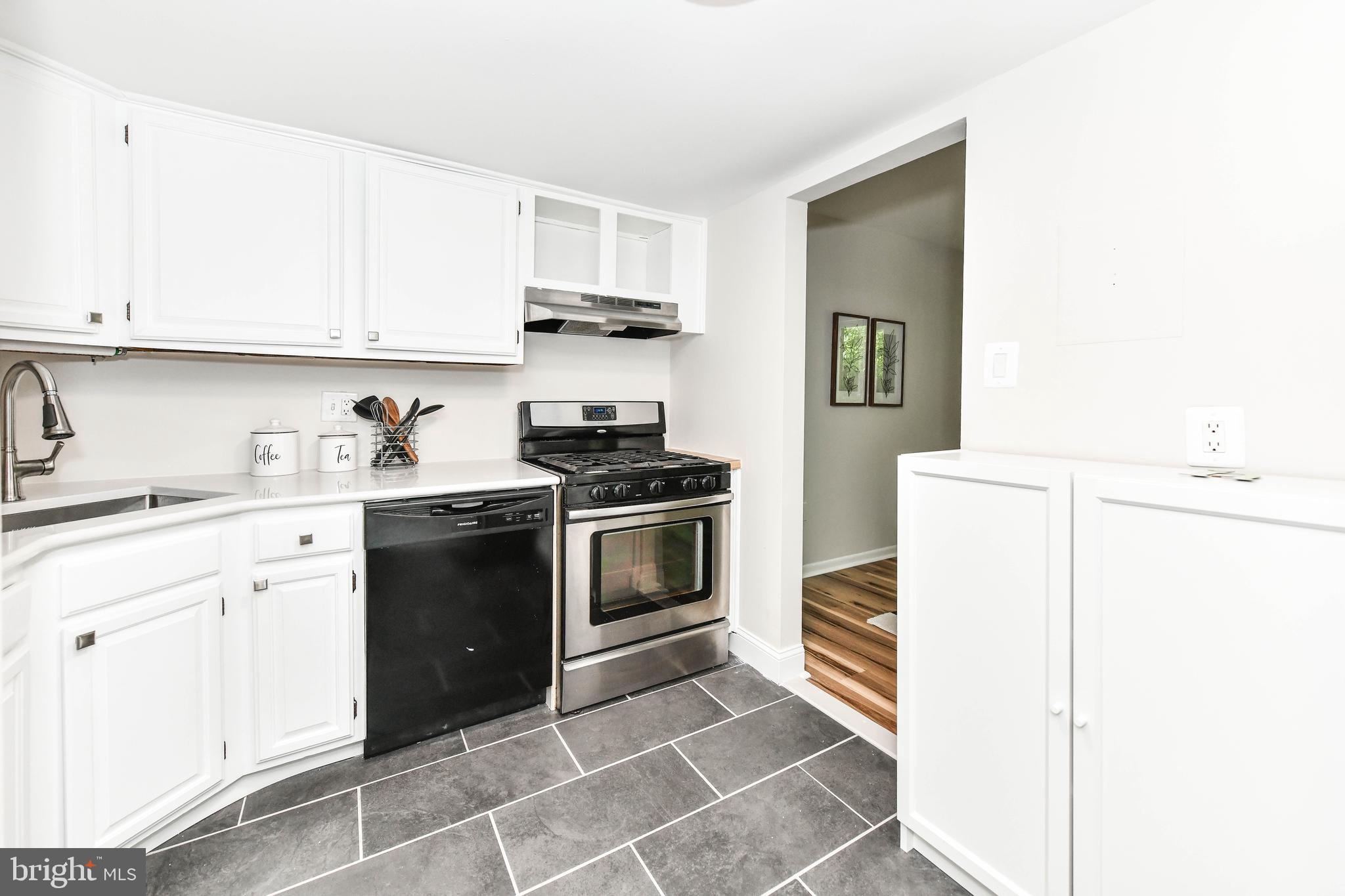 1523 Northgate Square Reston, VA 20190 - Photo 13 of 29 Refreshed cabinets!