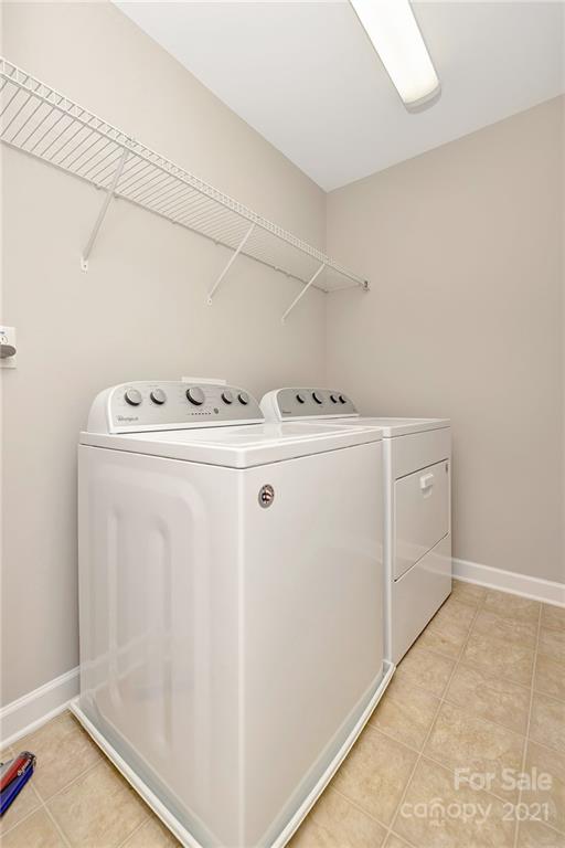 6931 Maricopa Road Charlotte, NC 28277 - Photo 25 of 31 a utility room with dryer and washer