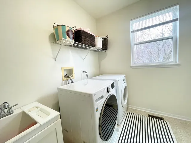 $570,000 | 11561 Beacon Avenue, Huntley, IL 60142