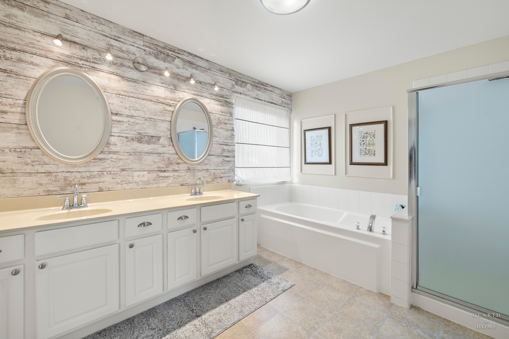 11561 Beacon Avenue Huntley, IL 60142 - Photo 20 of 36 a bathroom with a double vanity sink and a mirror