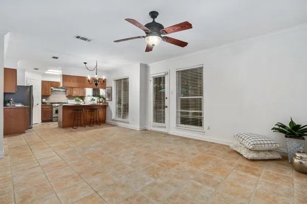 $3,200 | 15 Dusky Meadow Place, Spring, TX 77381