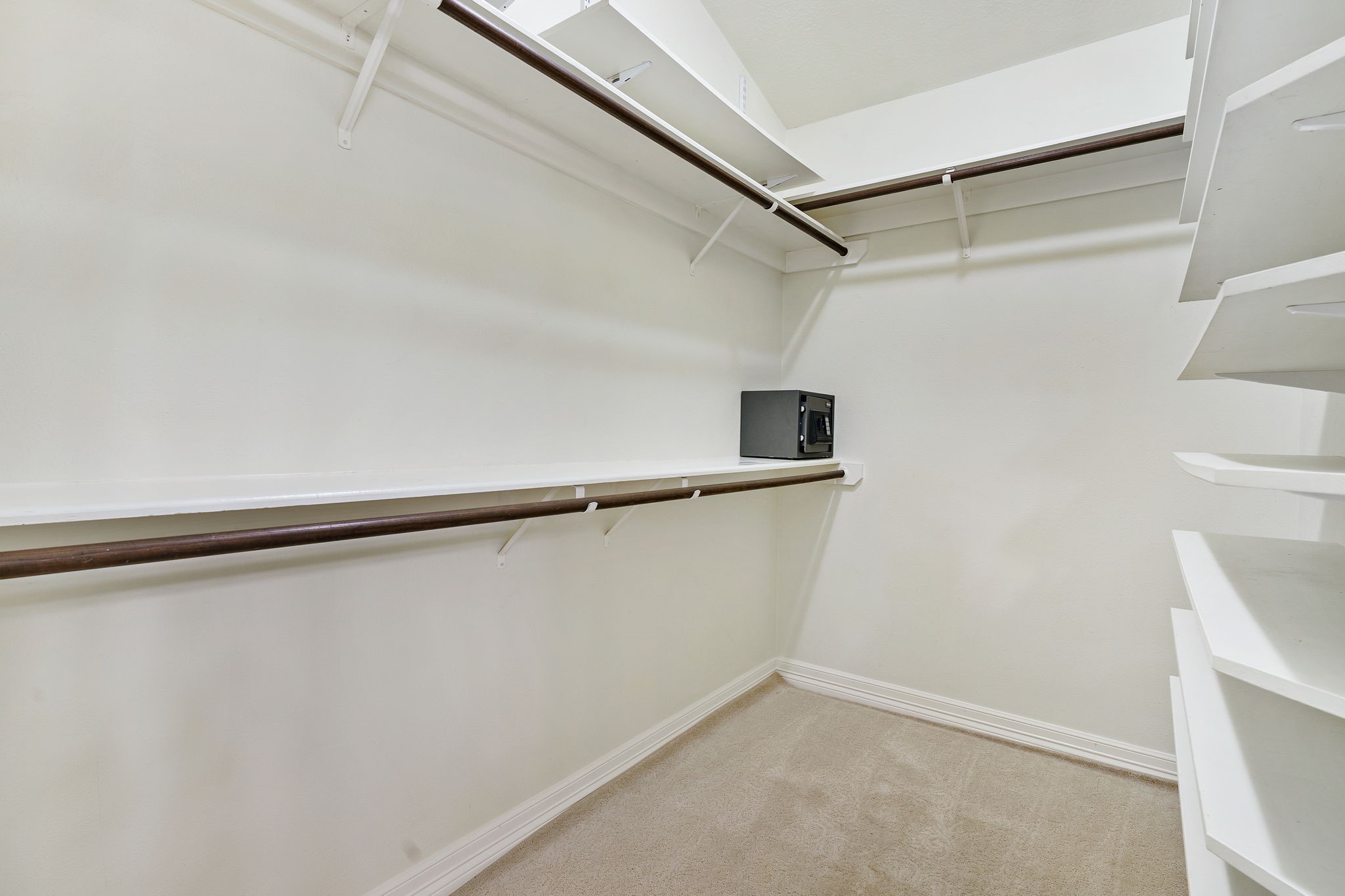 15 Dusky Meadow Place Spring, TX 77381 - Photo 26 of 38