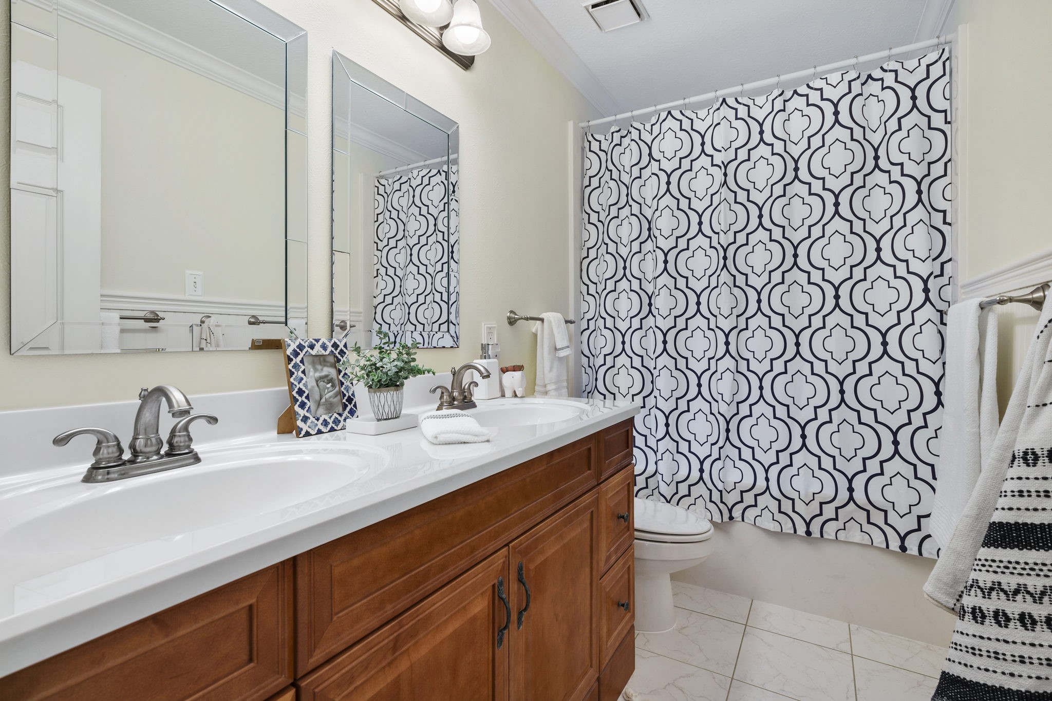 15 Dusky Meadow Place Spring, TX 77381 - Photo 31 of 38