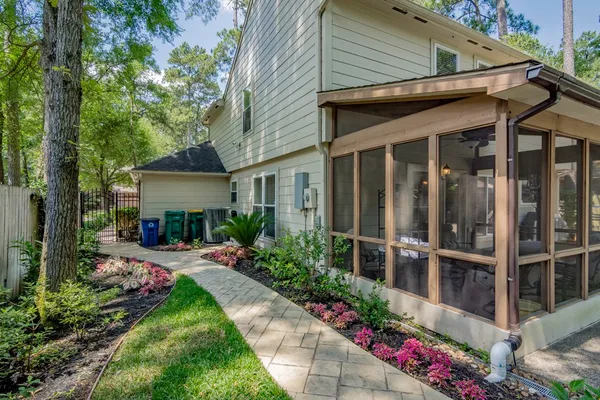$3,200 | 15 Dusky Meadow Place, Spring, TX 77381
