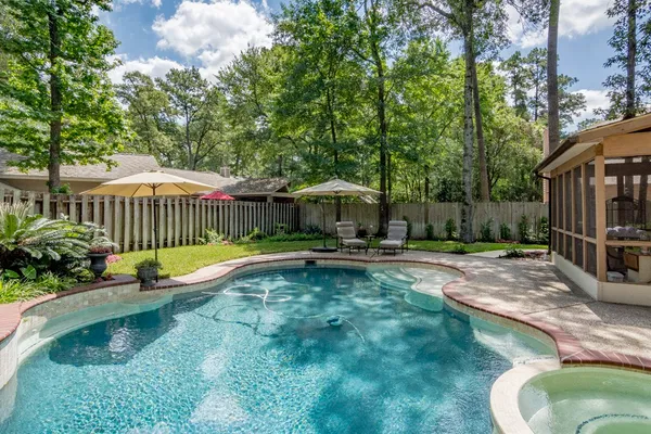 $3,200 | 15 Dusky Meadow Place, Spring, TX 77381