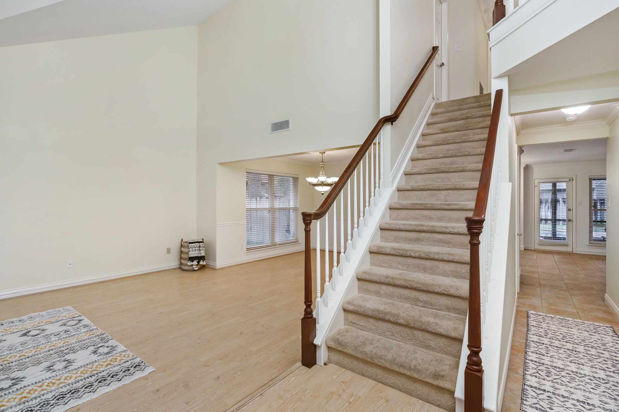 15 Dusky Meadow Place Spring, TX 77381 - Photo 8 of 38