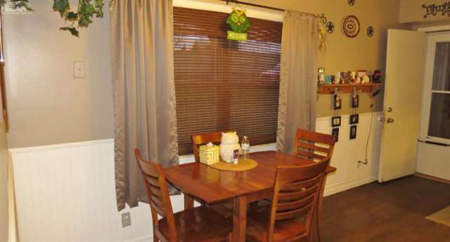 15469 Linden Road Linden, MI 48451 - Photo 4 of 20 21117564-3.JPG