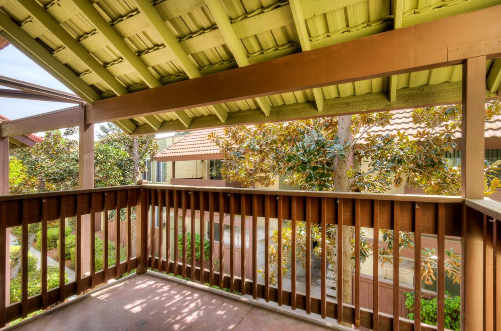 2909 Huntington Boulevard, Unit 211 Fresno, CA 93721 - Photo 19 of 26 Private Balcony
