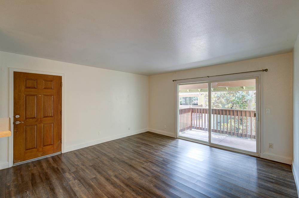2909 Huntington Boulevard, Unit 211 Fresno, CA 93721 - Photo 5 of 26