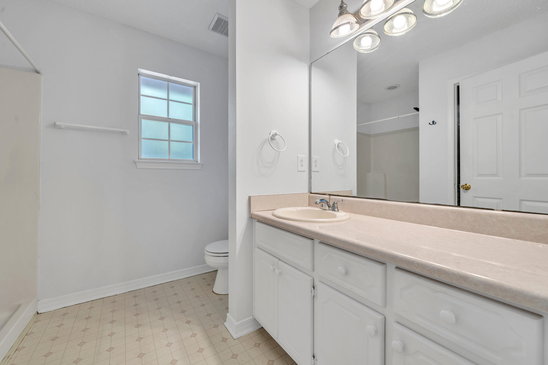 2801 Ping Lane Crestview, FL 32539 - Photo 21 of 37 2801 Ping Ln Crestview FL 32539 USA-023-