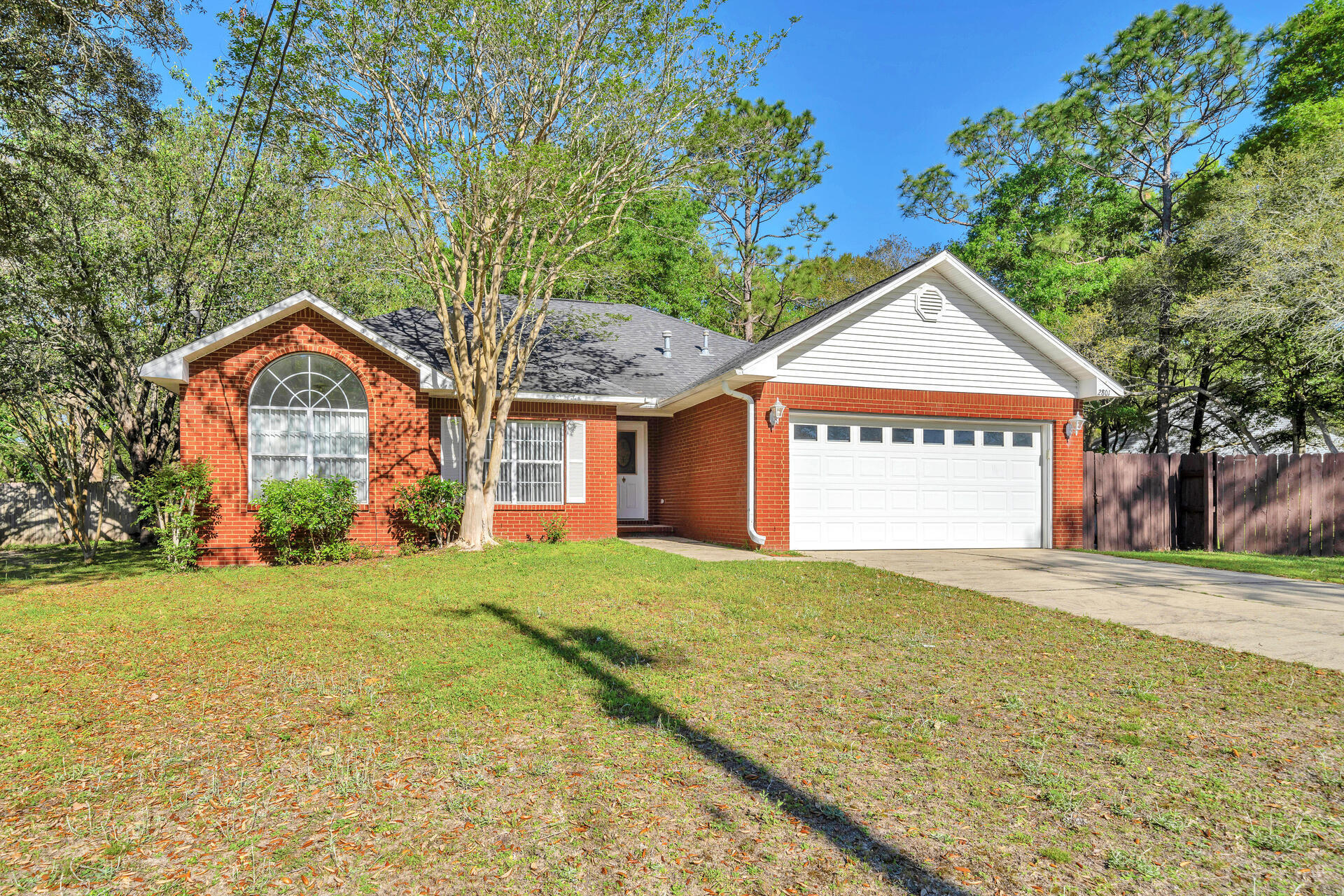 2801 Ping Lane Crestview, FL 32539 - Photo 4 of 37 2801 Ping Ln Crestview FL 32539 USA-004-