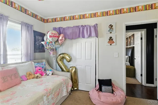 $215,000 | 6 Brookfield Place, Auburn, NY 13021