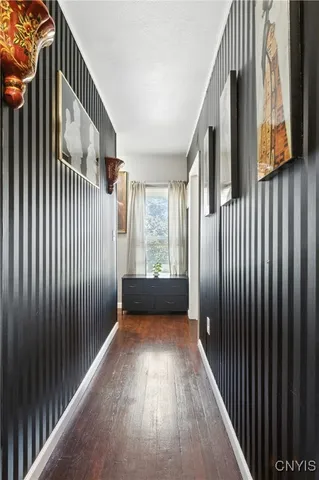 $215,000 | 6 Brookfield Place, Auburn, NY 13021