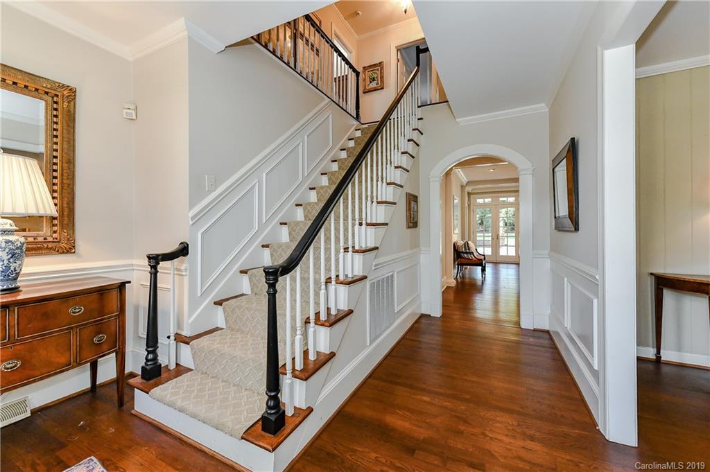 3908 Foxcroft Road Charlotte, NC 28211 - Photo 2 of 33 Gallery Image 2
